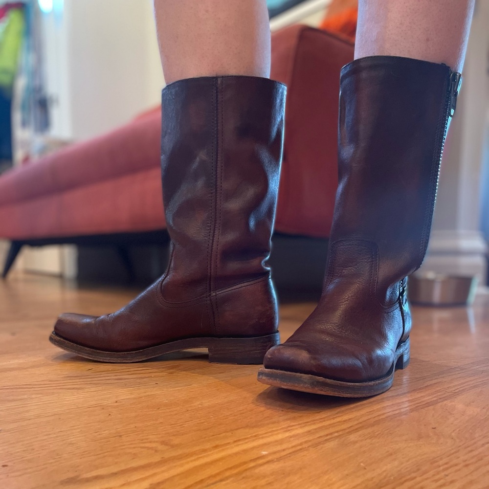 FRYE Boots size 9